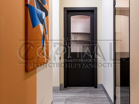 комерційна за адресою Антоновича вул. (Горького), 9