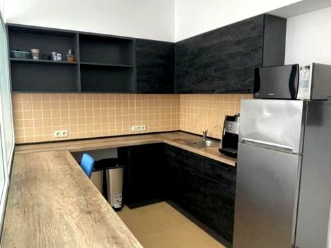 комерційна за адресою Київ, Антоновича вул. (Горького), 72