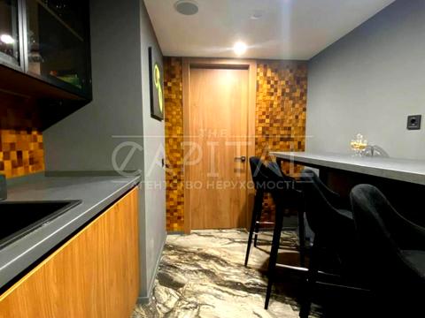 коммерческая по адресу Голосеевский пер., 58