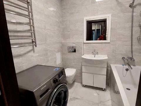 квартира по адресу Героев Небесной Сотни просп., 30/2