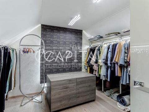 будинок за адресою Миколи Миклухи-Маклая вул. (Дежнєва), 1