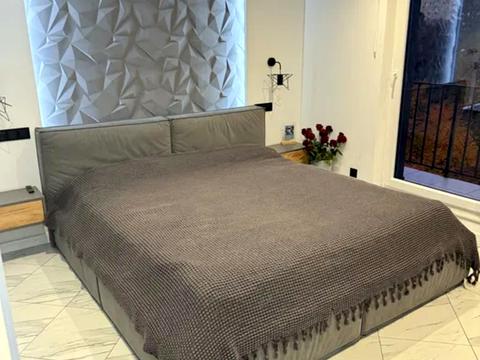 квартира за адресою Озерянська вул. (Муранова), 13