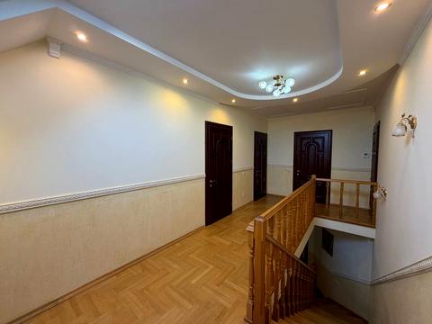 будинок за адресою Івасюка, 28