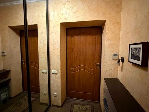 будинок за адресою Івасюка, 28