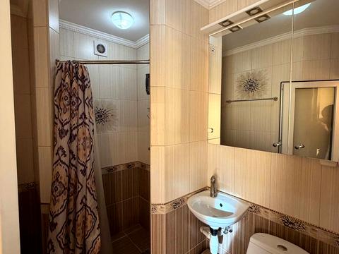 будинок за адресою Івасюка, 28