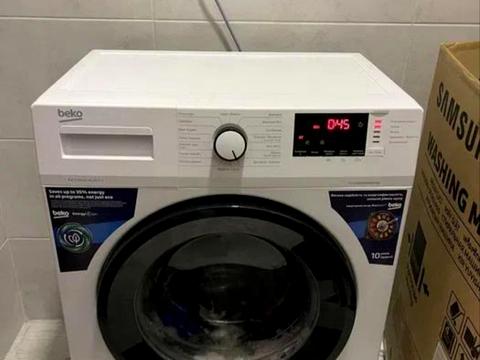 квартира за адресою Івасюка вул., 34