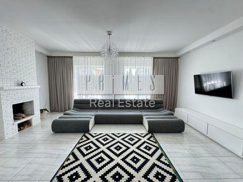 будинок за адресою Центральна вул.