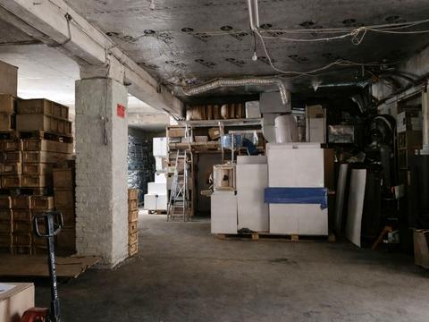 комерційна за адресою Київ, Радистів вул., 64