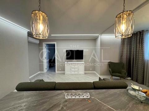 квартира за адресою Микільсько-Слобідська вул., 10