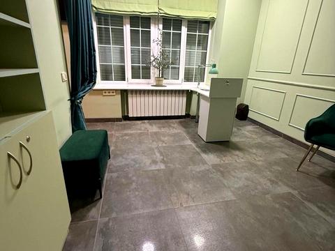 коммерческая по адресу Французский бульв., 12/2