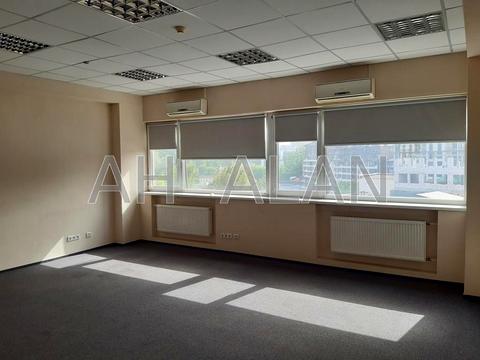 комерційна за адресою Глибочицька вул., 17