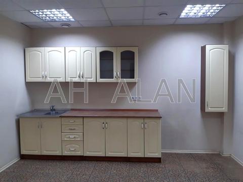 комерційна за адресою Глибочицька вул., 17