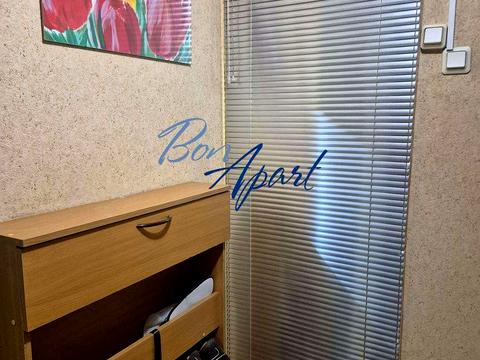 квартира за адресою Оксани Вороніної пров. (Металістів), 1