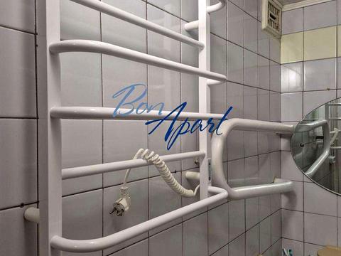 квартира за адресою Оксани Вороніної пров. (Металістів), 1