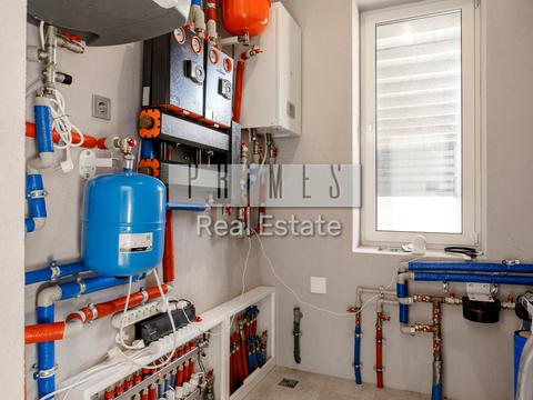 будинок за адресою Вишнева вул., 35