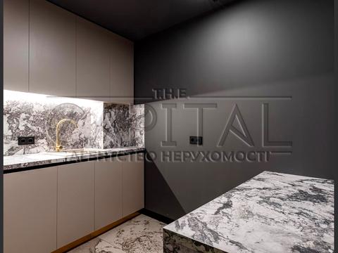 коммерческая по адресу Лютеранская ул., 14в