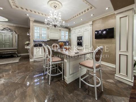 квартира за адресою Михайла Грушевського вул., 9-А