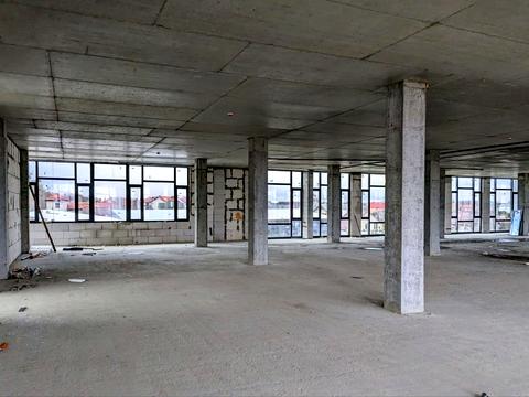 комерційна за адресою Пасхальна вул., 9