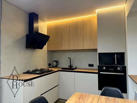 квартира за адресою Левка Лук'яненка вул. (Маяковського), 23