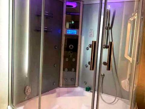 квартира за адресою Володимира Івасюка просп. (Героїв Сталінграду), 24