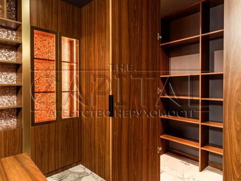 комерційна за адресою Київ, Лютеранська вул., 14в