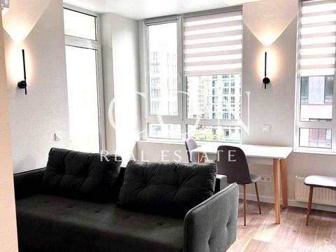 квартира за адресою Салютна вул., 2к18