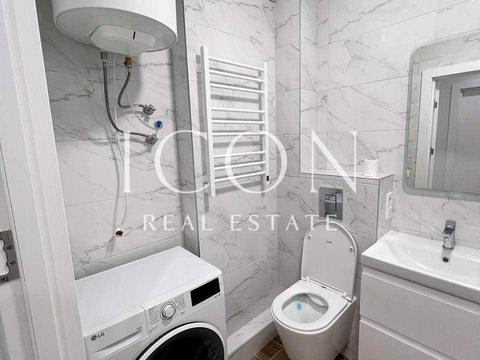 квартира за адресою Салютна вул., 2к18