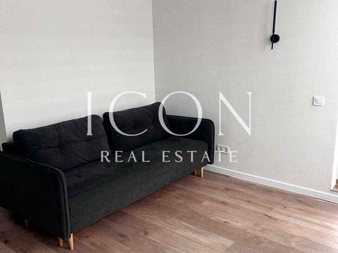 квартира за адресою Салютна вул., 2к18