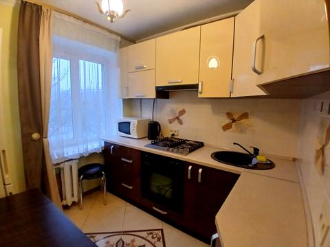 квартира за адресою Володимира Великого вул. (Артема), 5а