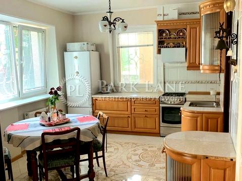 будинок за адресою Привітна, 8