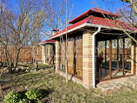 будинок за адресою Привітна, 8