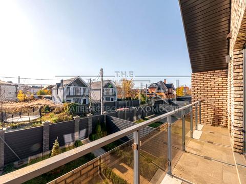 дом по адресу Киев, Берёзовая ул.