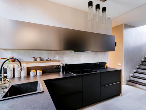 будинок за адресою Озерна, 115