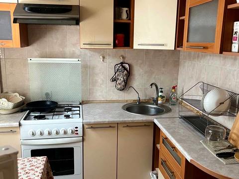 квартира за адресою Автозаводська вул., 6