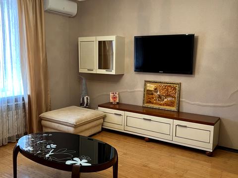 квартира за адресою Чорних Запорожців вул. (Короленка), 66