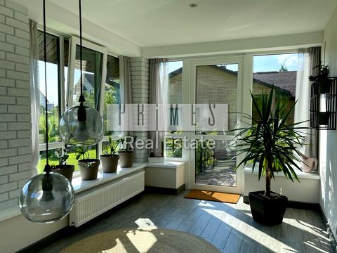 будинок за адресою Шкільна вул.