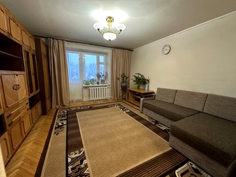 квартира за адресою Ангарна вул., 18