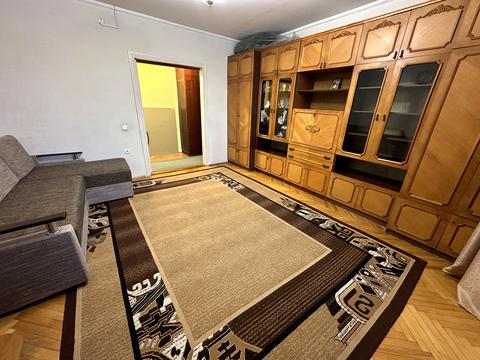 квартира за адресою Ангарна вул., 18