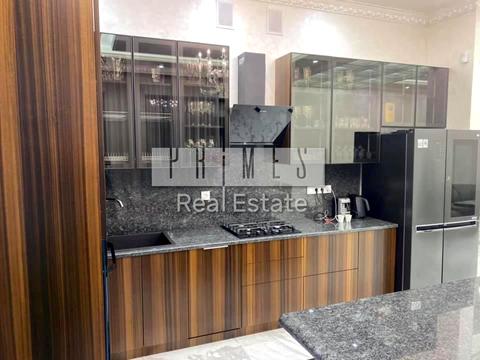 будинок за адресою Щаслива вул.