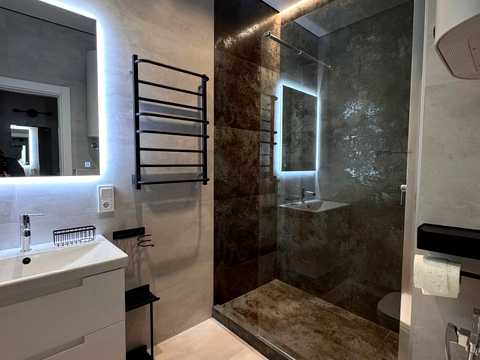 квартира за адресою Генуезька вул., 1Ж корпус 1