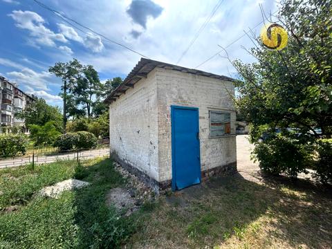 комерційна за адресою Павла Чубинського вул. (Крупської), 8-А