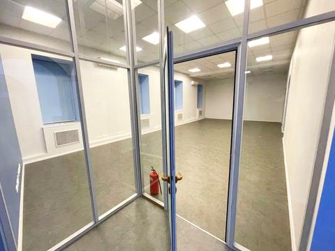 комерційна за адресою Хорива вул., 4/9