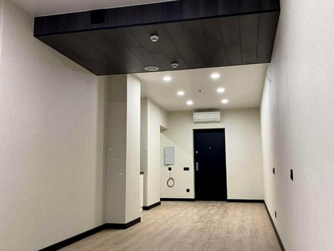 комерційна за адресою Кирилівська вул. (Фрунзе), 37