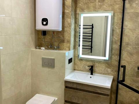 комерційна за адресою Кирилівська вул. (Фрунзе), 37