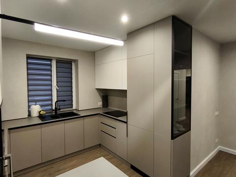 будинок за адресою Броварська