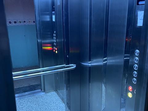 квартира за адресою житловий масив Тополя-3 вул., 31-Б