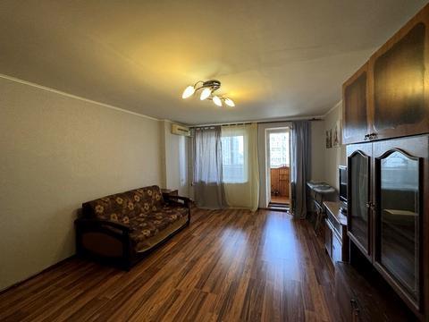 квартира за адресою Братства Тарасівців вул. (Декабристів), 12/37