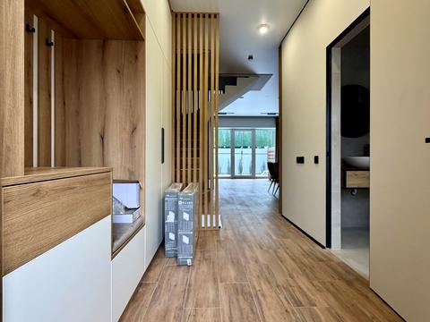 дом по адресу Соборна, 7