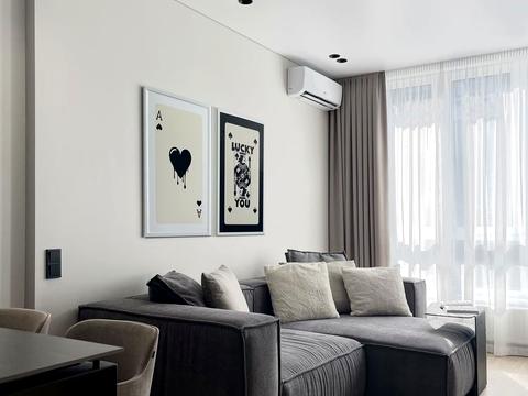 квартира за адресою Салютна вул., 2к18