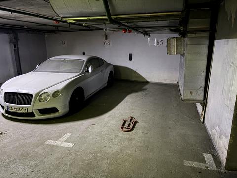 паркоместо по адресу Сечевых Стрельцов ул. (Артема), 52а